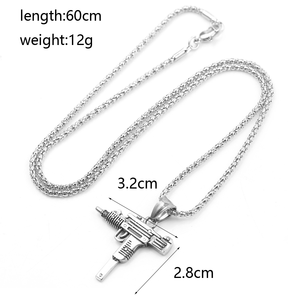 Collana con Ciondolo a Forma d - Men'S Fashion Model recensione e prezzo