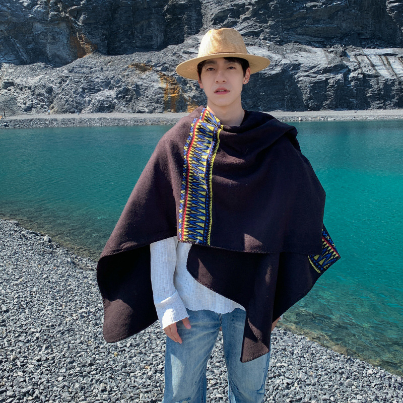 Mantello da uomo Desert Travel - Men Fashion Photography recensione e prezzo
