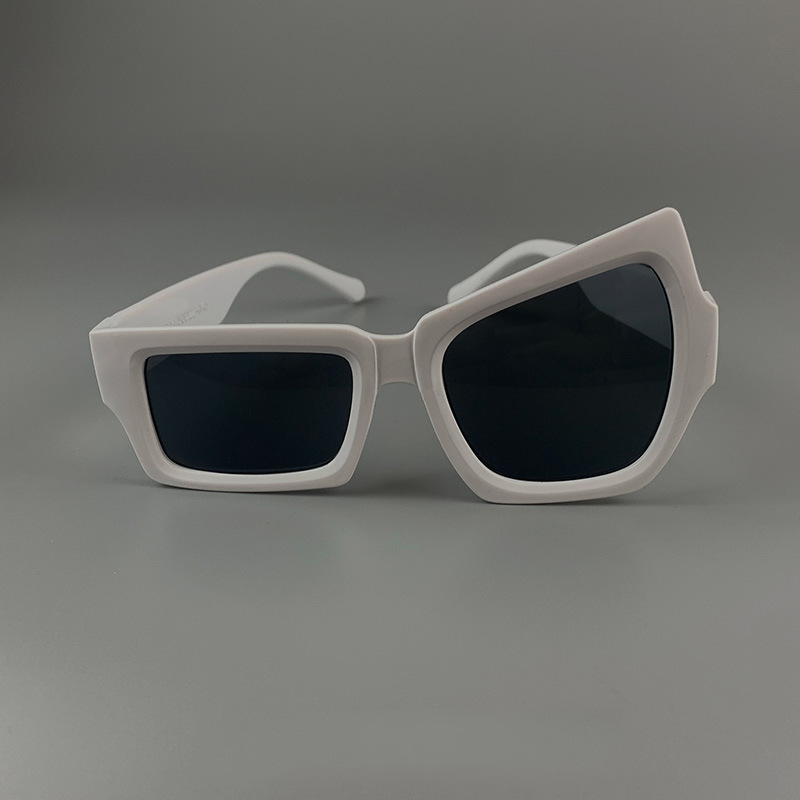 Nuovi Occhiali da Sole Vintage - Men Fashion Photography recensione e prezzo
