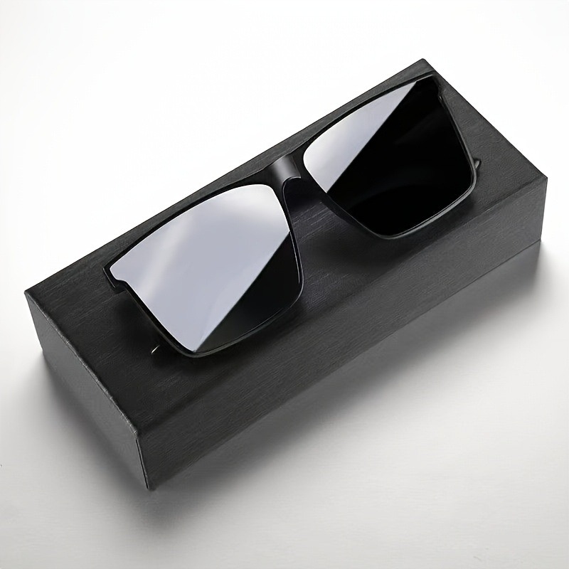 Semplici occhiali quadrati ner - Men Fashion Photography recensione e prezzo